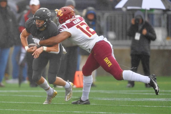 Tualatin.Central-Catholic.6A-football-final.Leon-Neuschwander.53